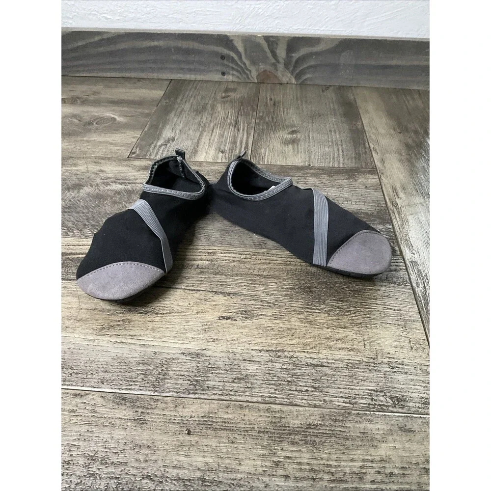 FitKicks Live Well Women Large Foldable Barefoot Yoga Comfort Shoe Slip On Black